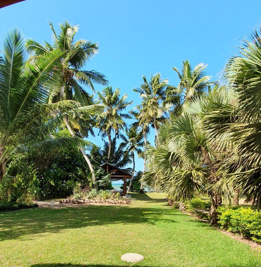 Ocean Jewels Hotel Grand' Anse Buitenkant foto